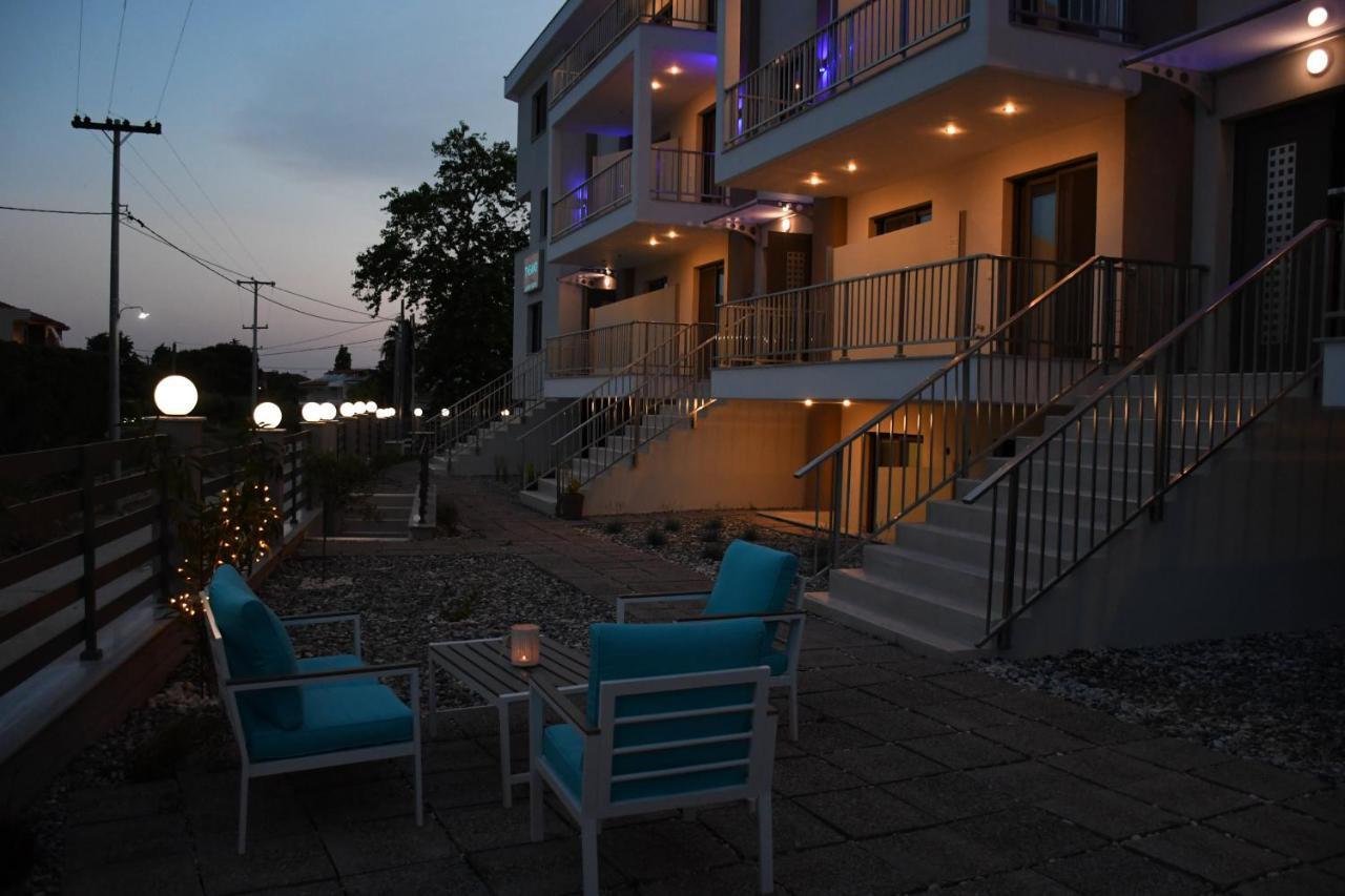 Theano Luxury Suites Nikiti Zewnętrze zdjęcie