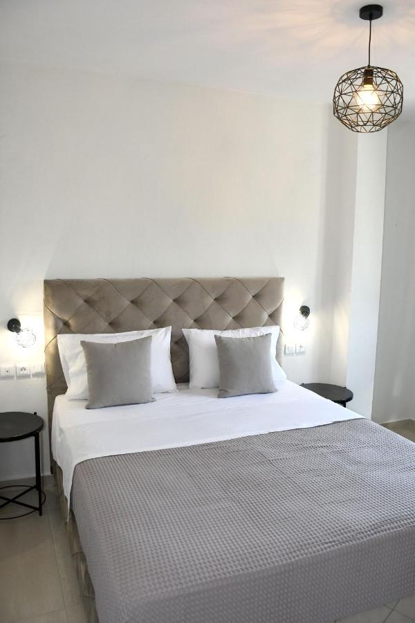Theano Luxury Suites Nikiti Zewnętrze zdjęcie