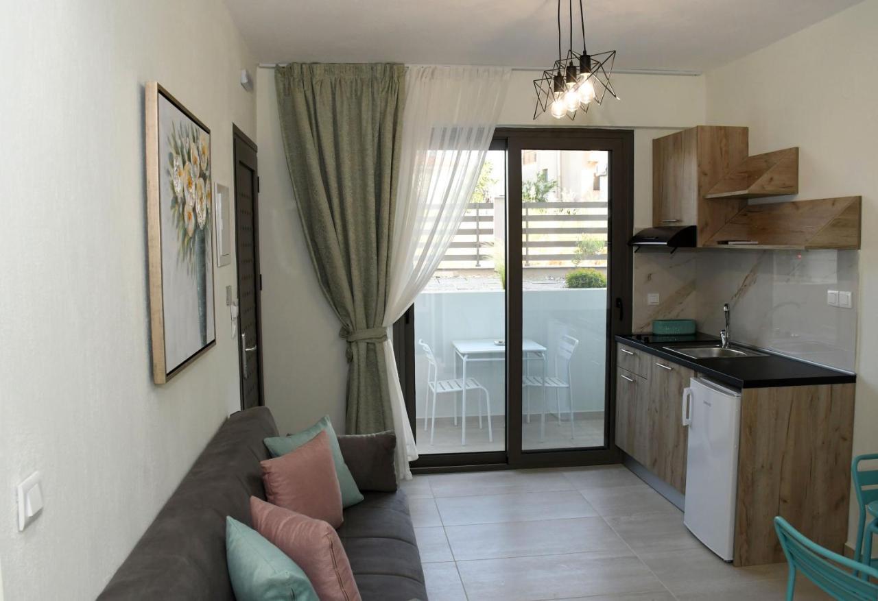 Theano Luxury Suites Nikiti Zewnętrze zdjęcie