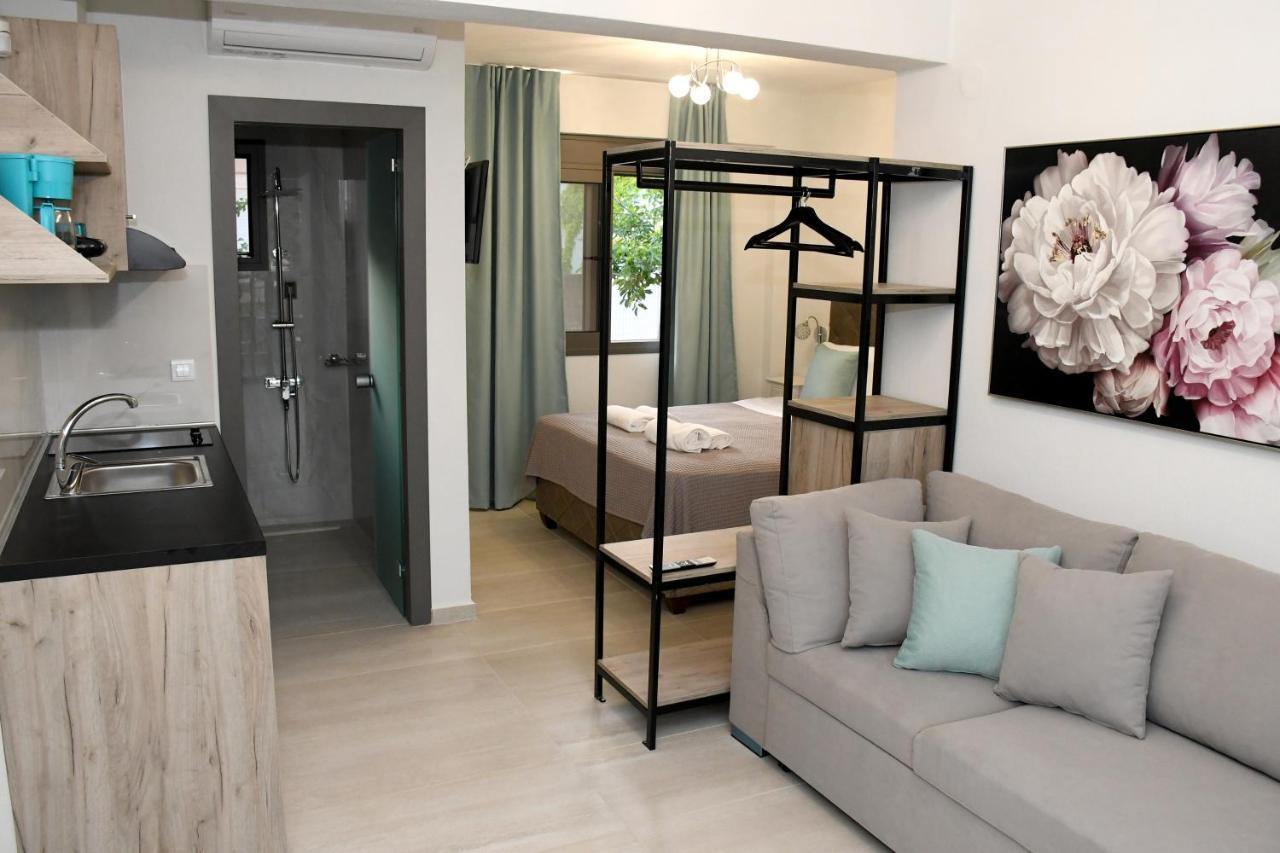 Theano Luxury Suites Nikiti Zewnętrze zdjęcie